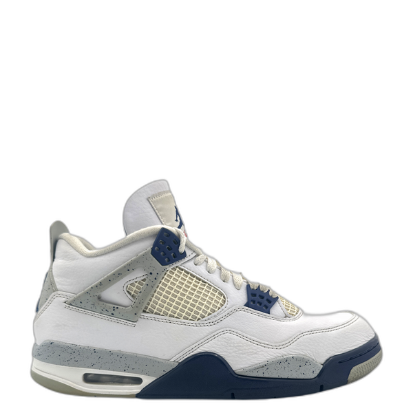Jordan 4 Retro Midnight Navy - Classic Style and Performance